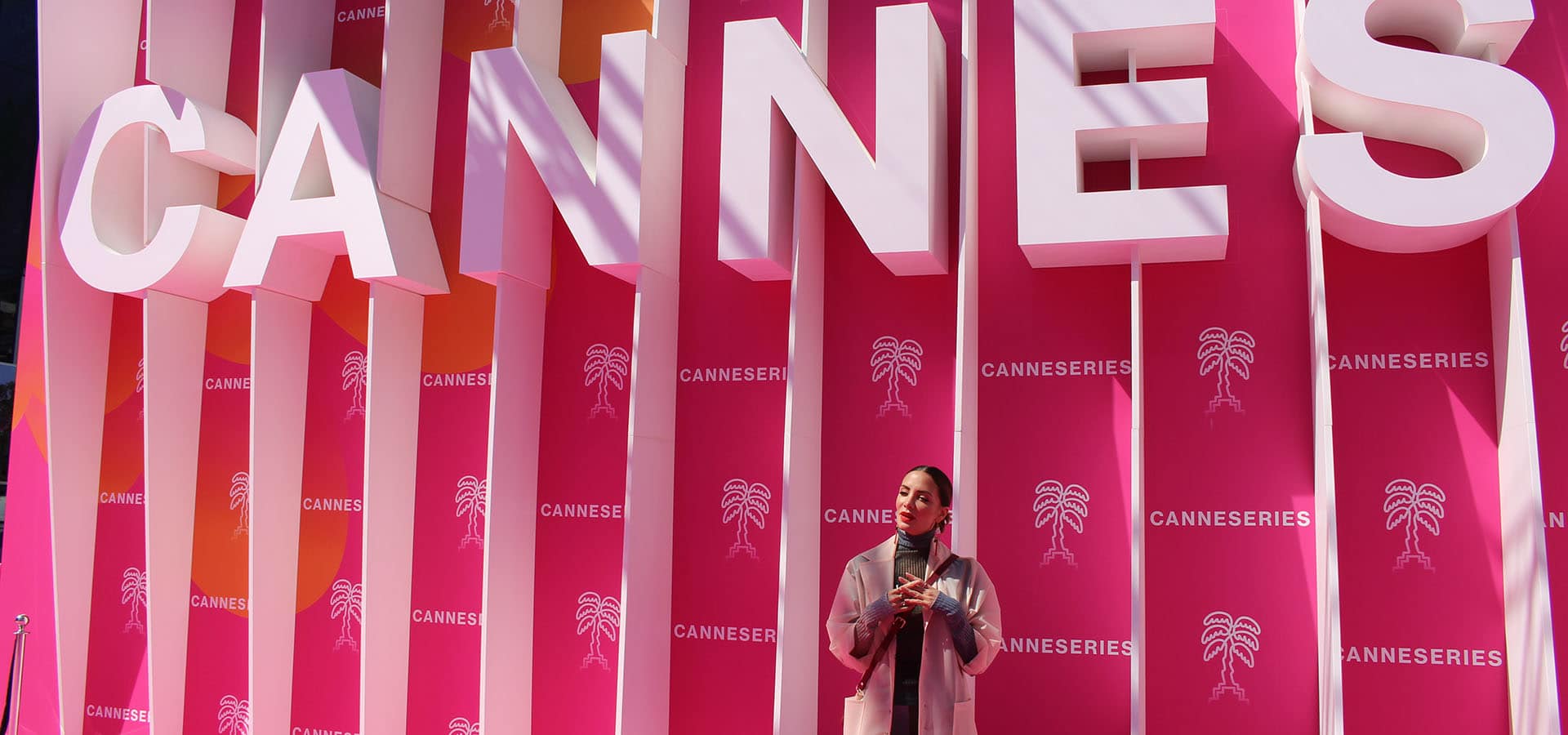 maria hervas posando en Cannes Series